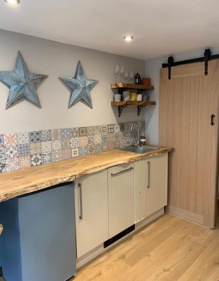Meadow View - A Studio With Free Parking And A Sunny Terrace Lewes Exteriör bild
